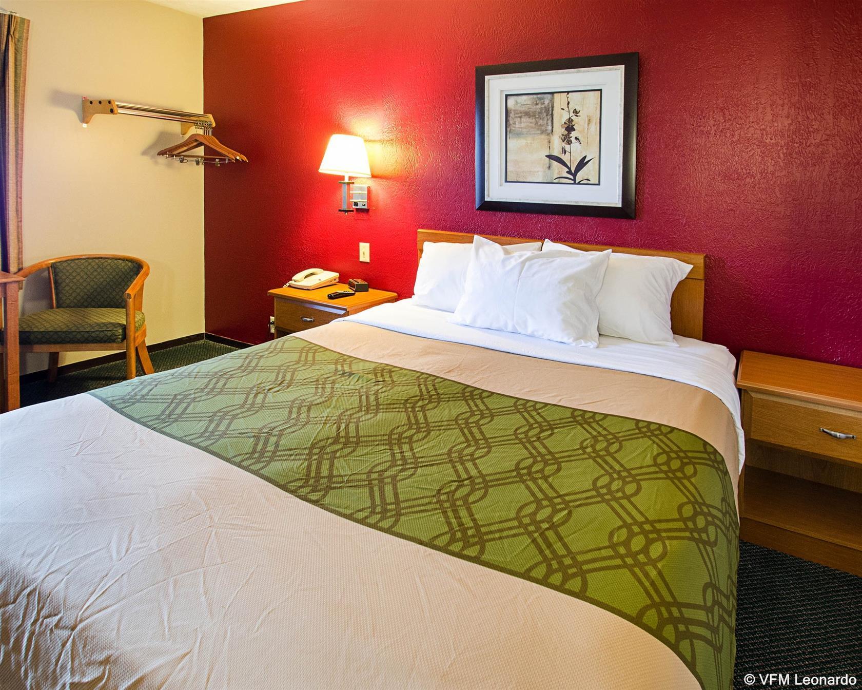Red Lion Inn & Suites Olathe Kansas City Екстер'єр фото