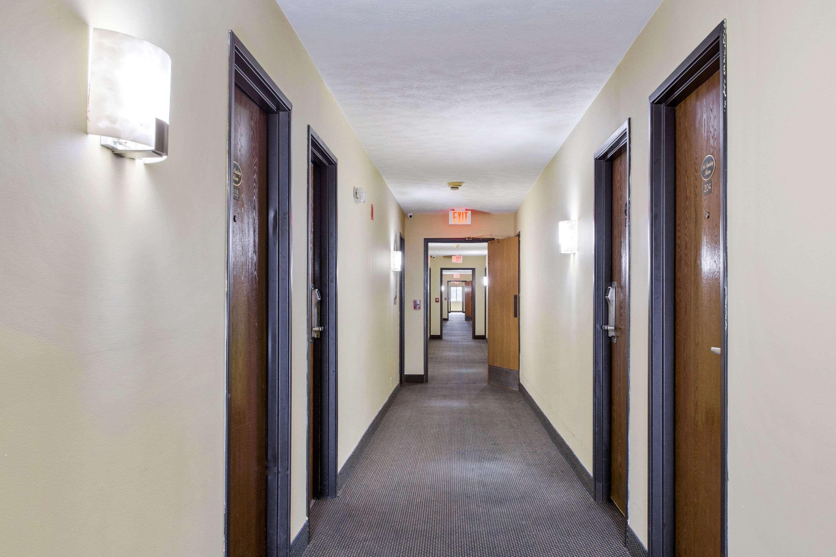Red Lion Inn & Suites Olathe Kansas City Екстер'єр фото