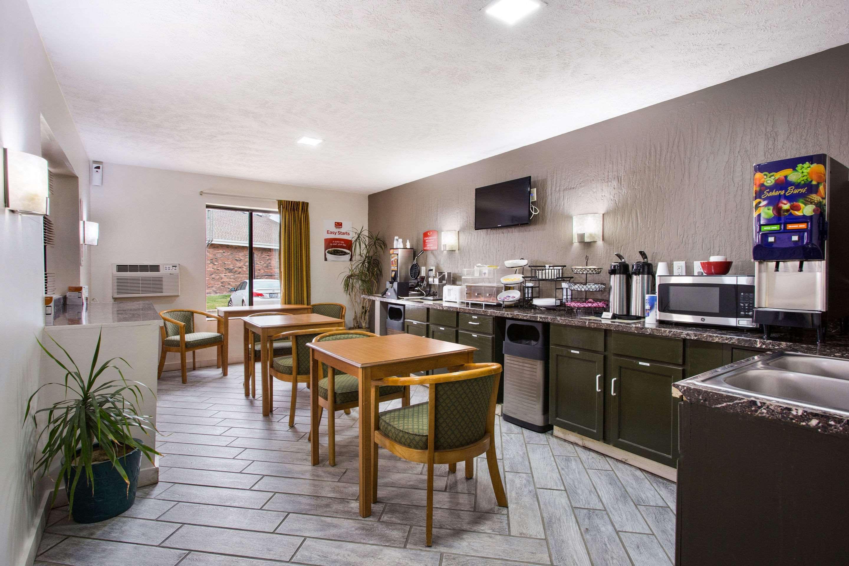 Red Lion Inn & Suites Olathe Kansas City Екстер'єр фото