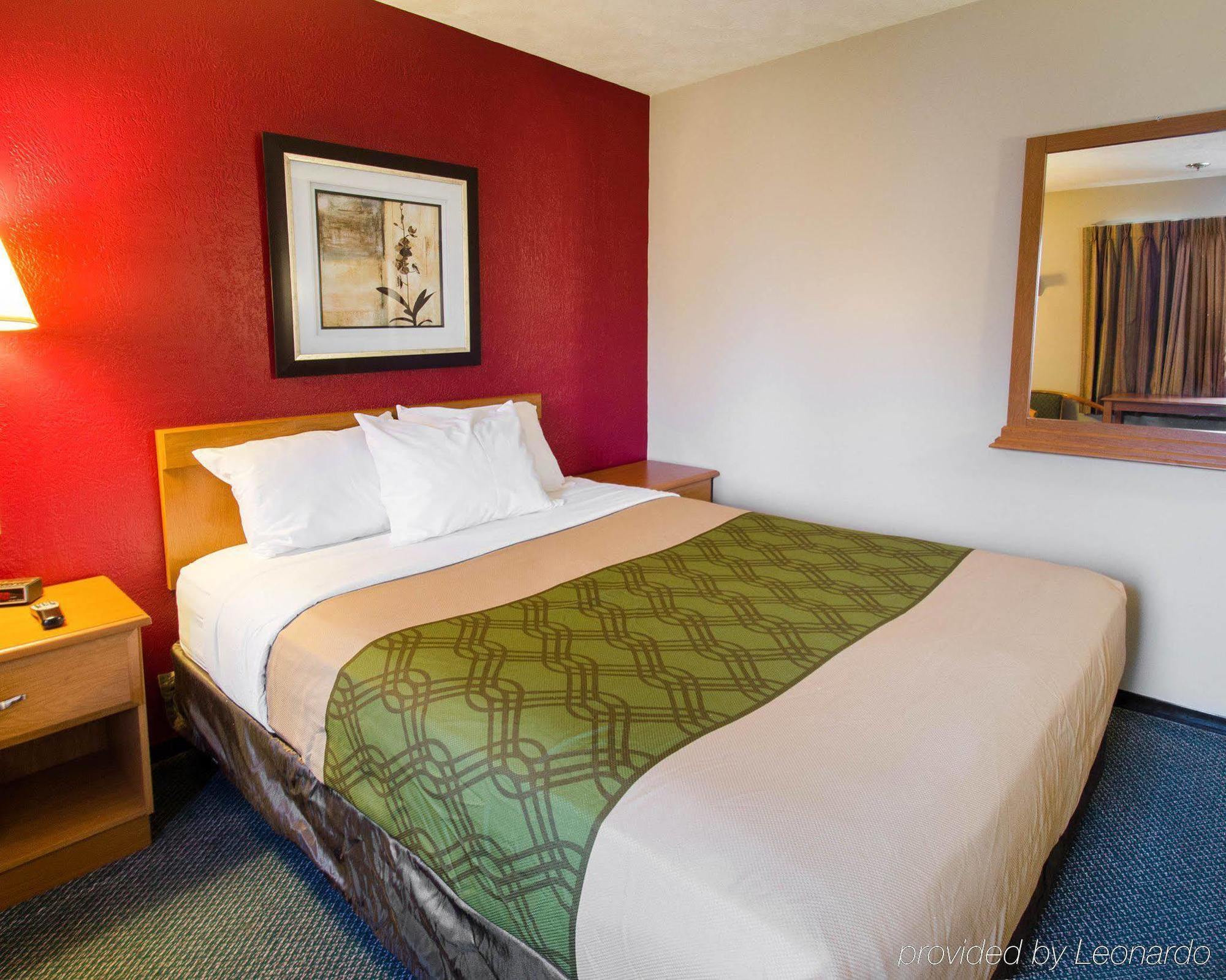 Red Lion Inn & Suites Olathe Kansas City Екстер'єр фото